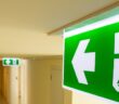 Sicherheitsbeleuchtung: wireless Condition Monitoring mit IoT (Foto: Shutterstock- _PRASAN MAKSAEN )