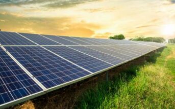 Enphase Energy übernimmt IoT-Anbieter GreenCom Networks ( Foto: Adobe Stock - Thinapob )