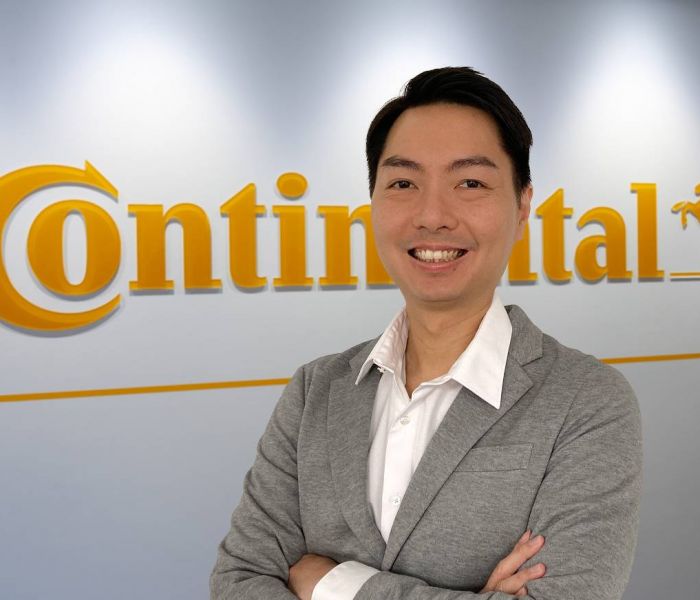 Hafenbetrieb im Blick: Teck Seng Chew, Produktmanager bei Continental, über Reifenlösungen. (Foto: Continental AG)