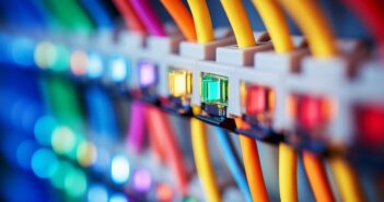 "Cat 3": UTP Ethernet LAN Kabel: Eigenschaften, Merkmale, Aufbau (Foto: AdobeStock - Fabio 644925154)