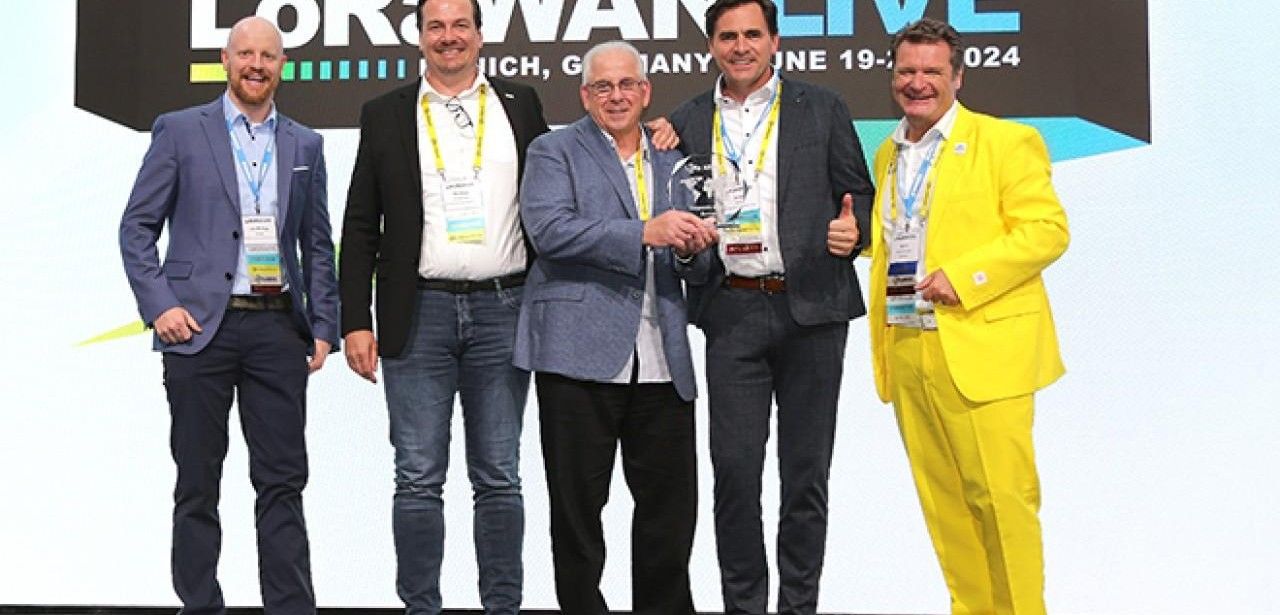 Zenner erhält Auszeichnung für führende Rolle in der (Foto: LoRa Alliance)