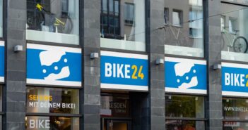 Bike24 hat sich als zentrale Anlaufstelle für sportliche und professionelle Radfahrer etabliert. (Foto: AdobeStock - 648136354 Felix Geringswald)