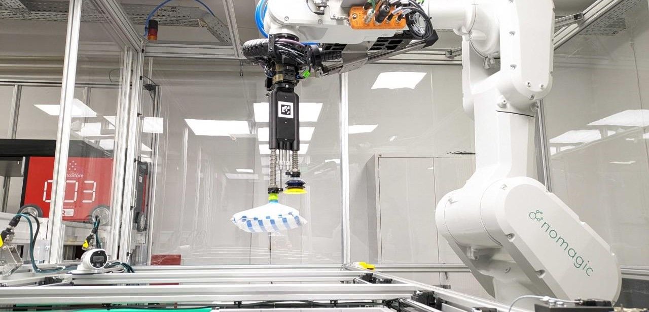 Revolutionäre Roboterlösung justPick: Effizienzsteigerung und nahtlose (Foto: Nomagic Sp.z.o.o)