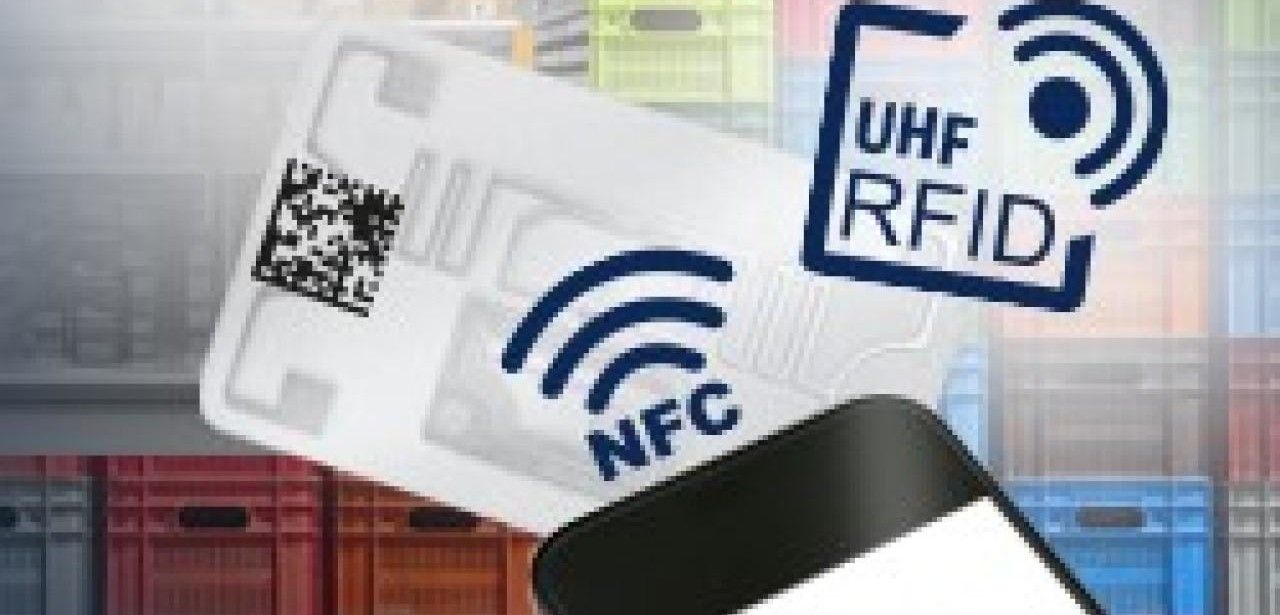 Effiziente Kennzeichnungslösung: Dual Frequency Label vereint UHF- und (Foto: herpa print GmbH)
