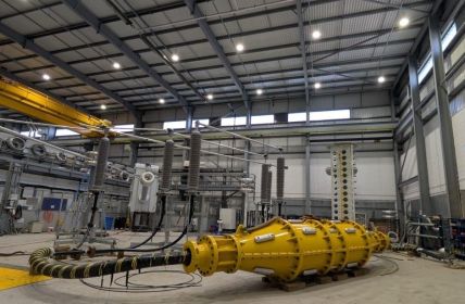 Effiziente Reparatur von Hochspannungs-Seekabeln durch universelle Muffe von (Foto: PFISTERER)