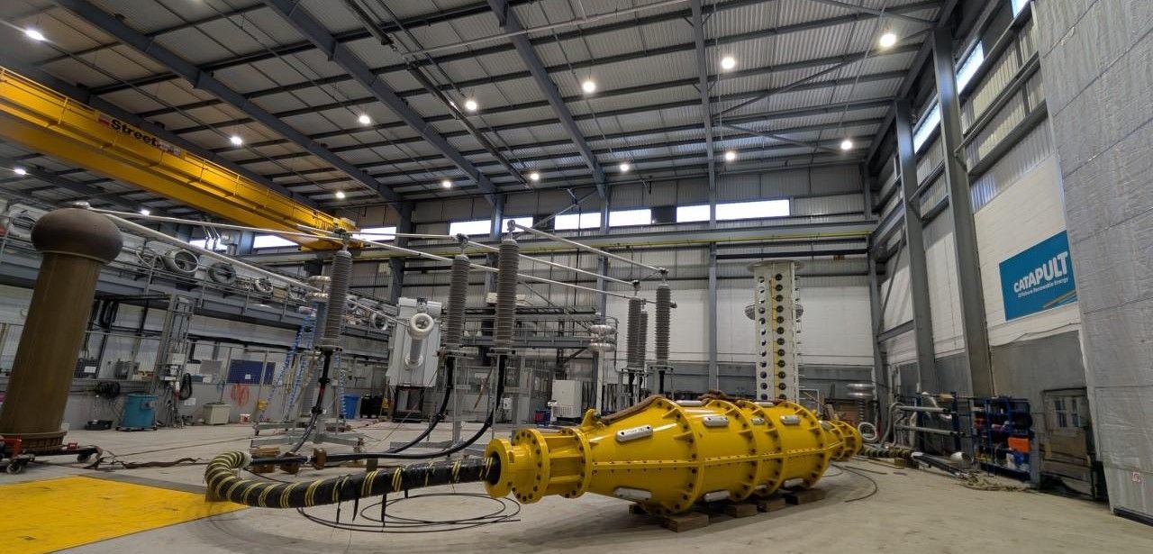 Effiziente Reparatur von Hochspannungs-Seekabeln durch universelle Muffe von (Foto: PFISTERER)