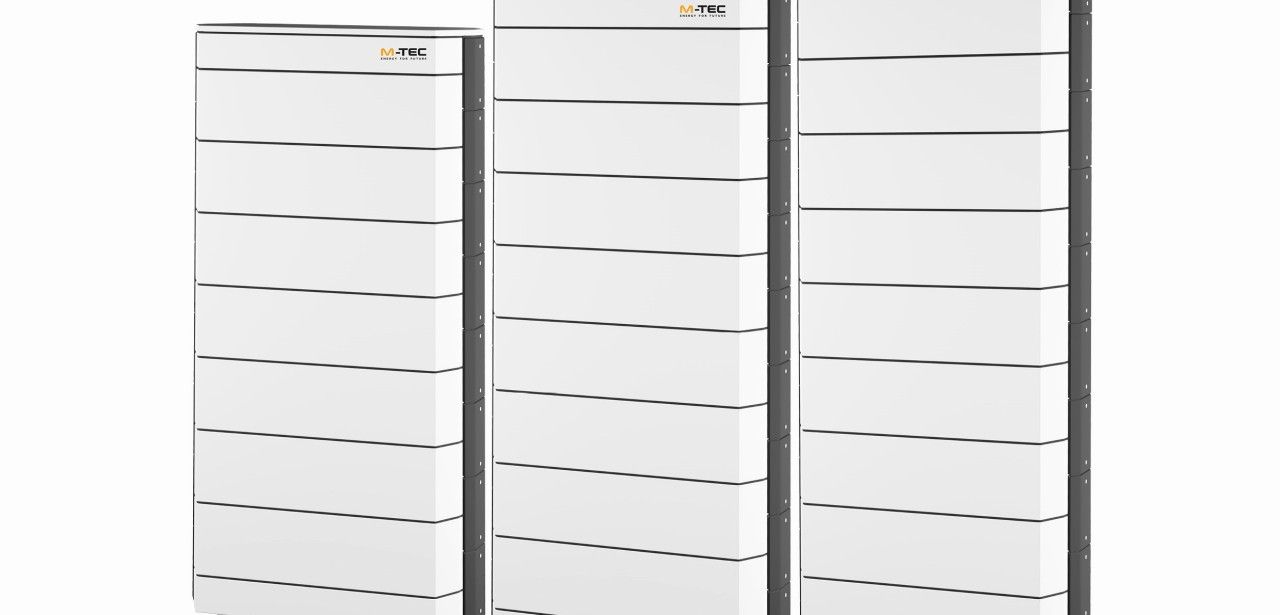 ENERGY-TOWER: Neue Speicherlösungen für Gewerbe, Büros und (Foto: M-TEC GmbH)