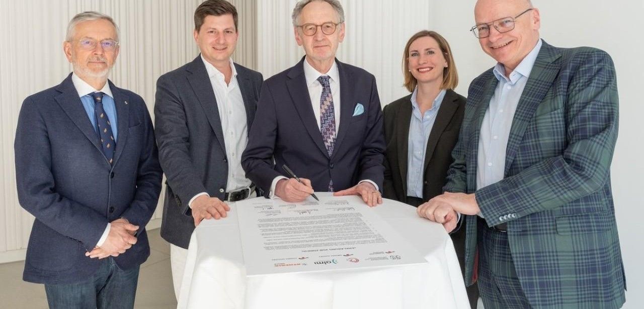 Verlegerverbände fordern Regeln für KI-Nutzung journalistischer (Foto: Oliver Rüesch)