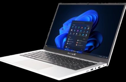 Ultraflaches 14-Zoll-Notebook mit Intel Core i5 und PCIe SSD (Foto: WORTMANN AG)