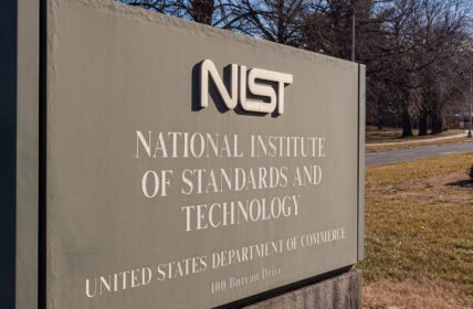 IoT-Automatisierung 2025: KI, Ambient IoT und ein neuer NIST-Krypto-Standard sichern die nächste Gerätegeneration (Foto: AdobeStock - Grandbrothers - 419521894)