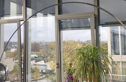 Automatischer Sonnenschutz im Duplex-Penthouse Amsterdam mit SELVE Home (Foto: SELVE)