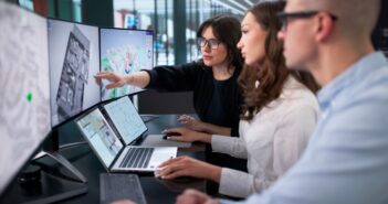 Digitales Facility Management: So behalten Betreiber Prüfpflichten, Tickets und Dienstleister im Blick (Foto: AdobeStock - Andrey Popov - 1871873935)